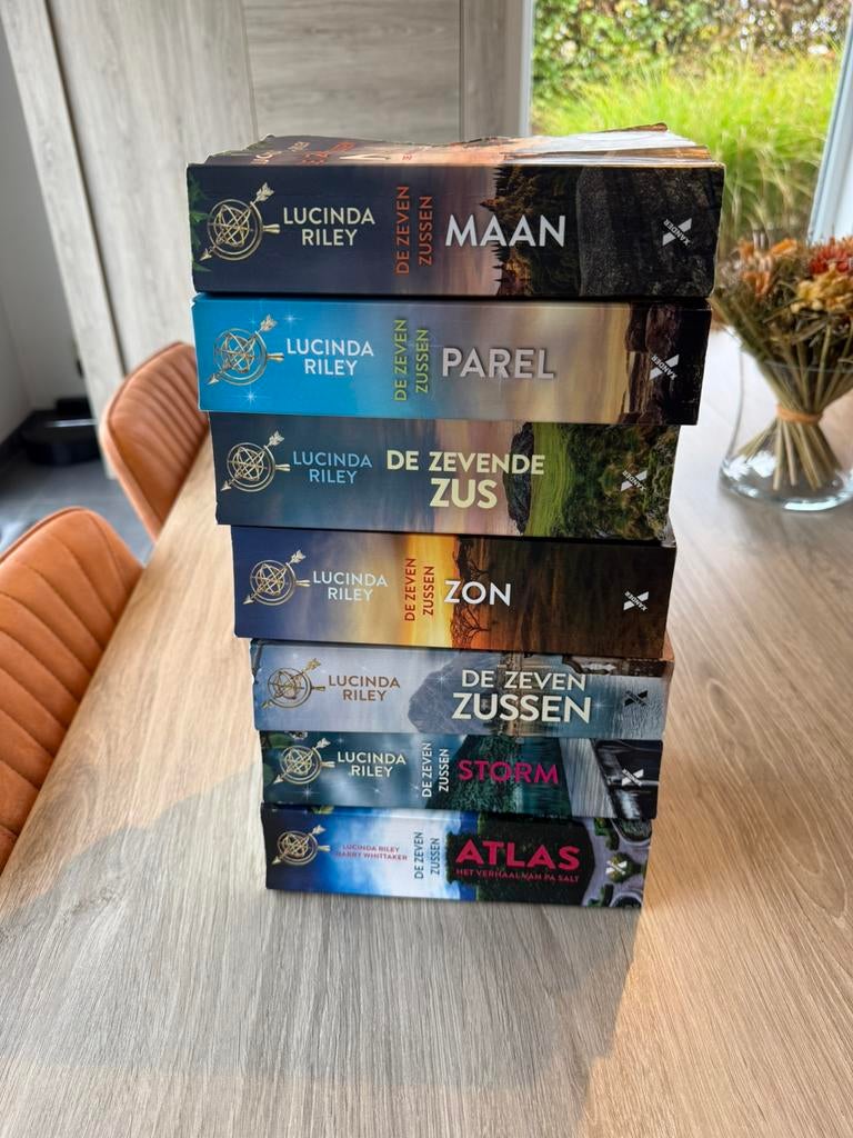 De zeven zussen( nog 2 beschikbaar), Boeken, Ophalen, Zo goed als nieuw