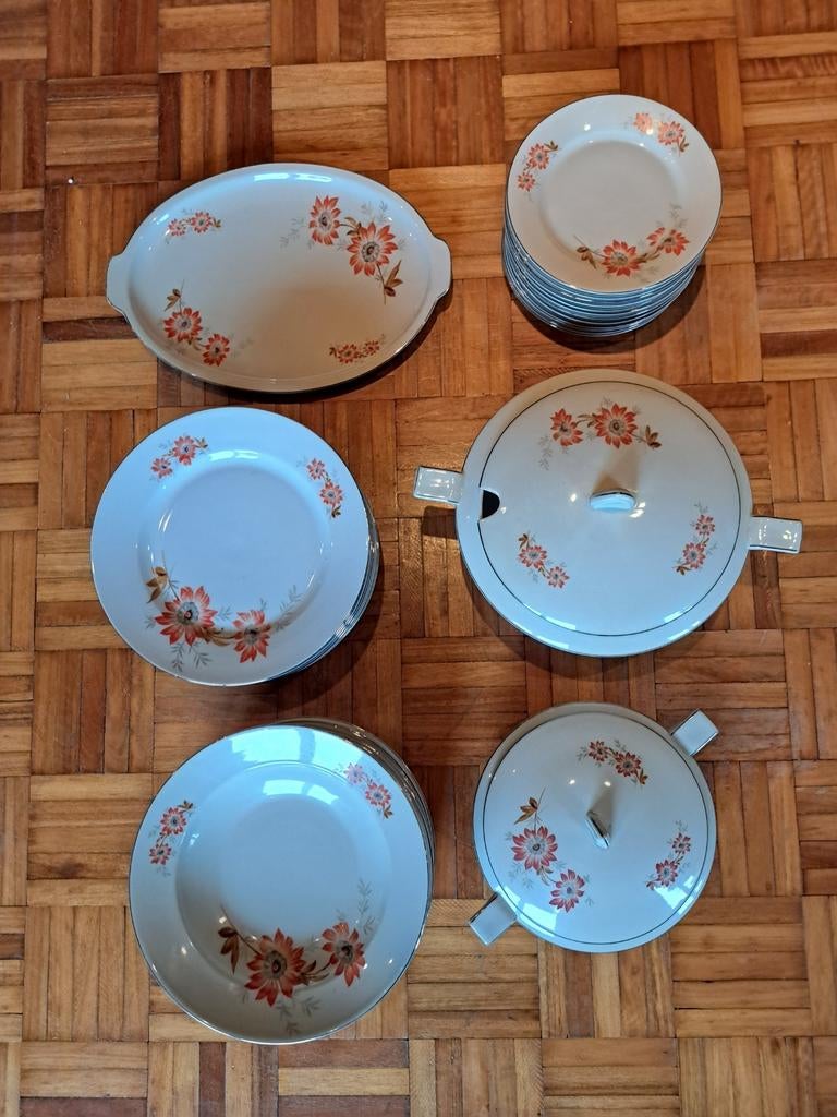 antiek porseleinen servies, Enlèvement