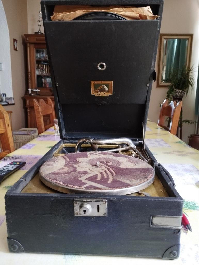 Gramophone, Enlèvement, Comme neuf