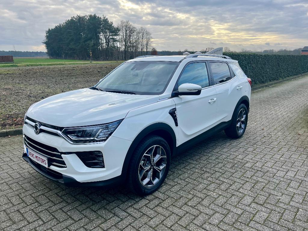 Ssangyong Korando 1.5 T-GDi Automaat 2024 Camera/Carplay, Autos, Achat, Entreprise, Garantie prolongée, Carnet d'entretien
