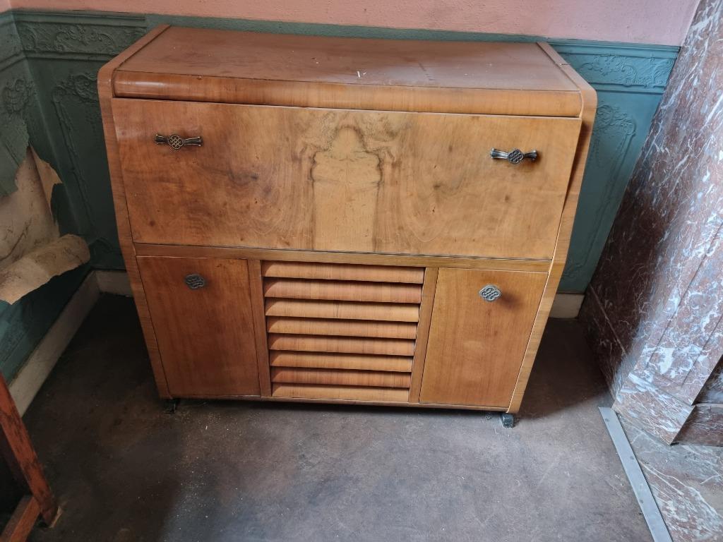 Mobilier hifi années 30-40, Enlèvement