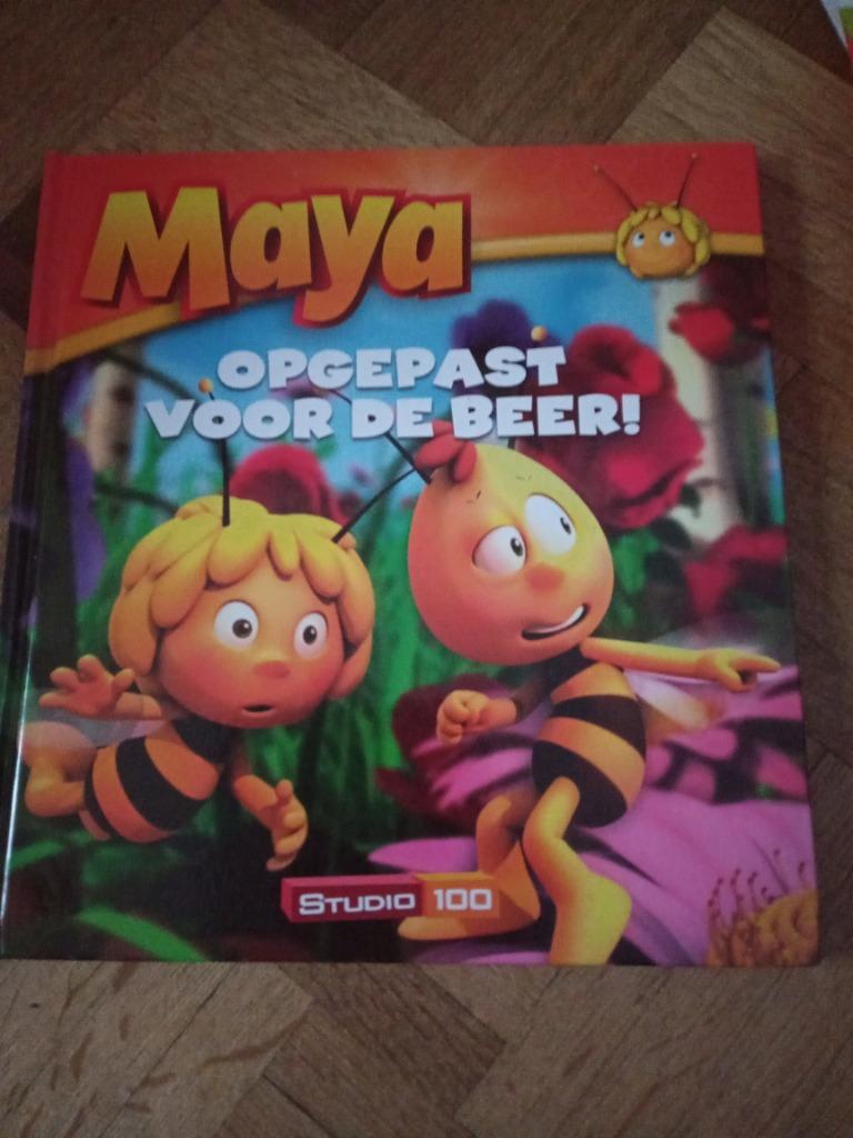 Boek Maya opgepast voor de beer studio 100, Boeken, Ophalen of Verzenden