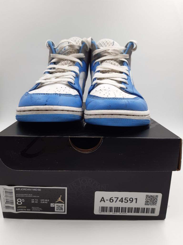 NIKE Air jordan 1mid se maat 42, Wit, Nike, Ophalen of Verzenden, Sneakers