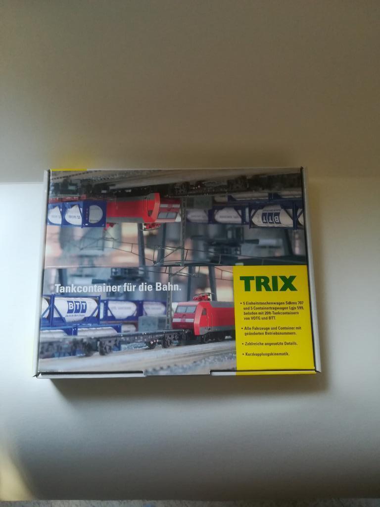 TRIX 15289 set van 10 Tanktainer wagons in schaal N, Ophalen of Verzenden, Nieuw, Wagon, Trix
