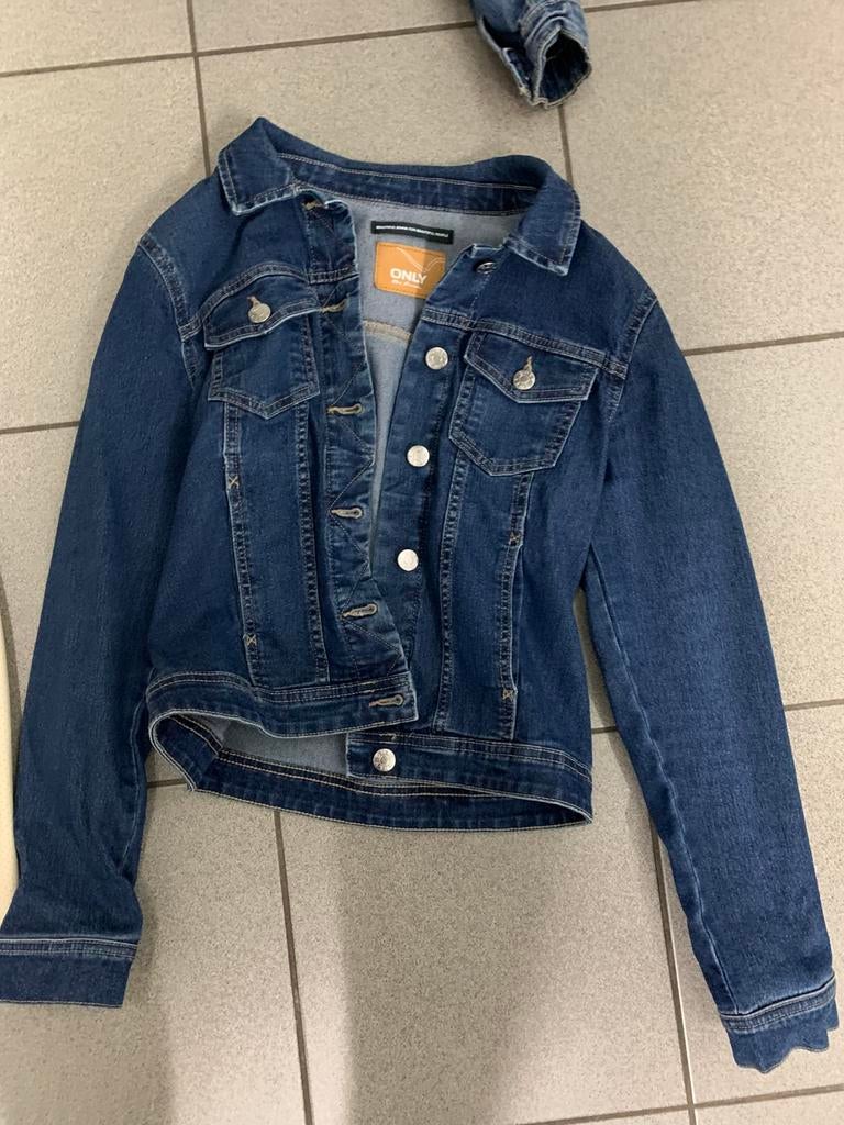 Dames jeansjasje maat m only, Kleding | Dames, Ophalen, Zo goed als nieuw, Maat 38/40 (M)