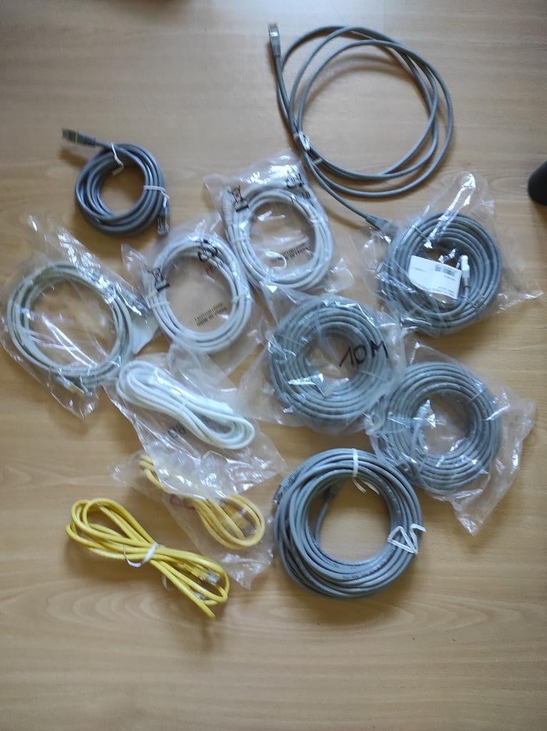 Câbles réseau Ethernet, Enlèvement, Neuf