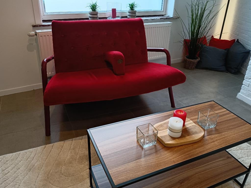 Unieke rode zetel uit de musical Grace Kelly ️, Maison & Meubles, Canapés | Salons, Utilisé, Banc droit, Deux personnes, Moins de 150 cm