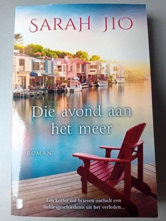 Sarah  Jio  - Die avond aan het meer, Boeken, Ophalen of Verzenden, Zo goed als nieuw