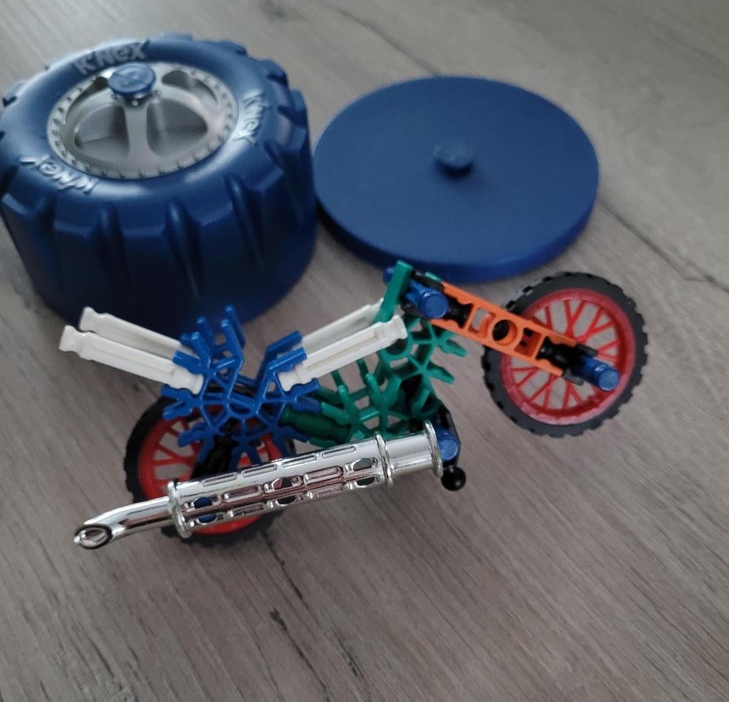 Vintage k'nex Speeders 2006 - 10317 ( in origineel doosje), Enlèvement ou Envoi, Comme neuf, K'nex