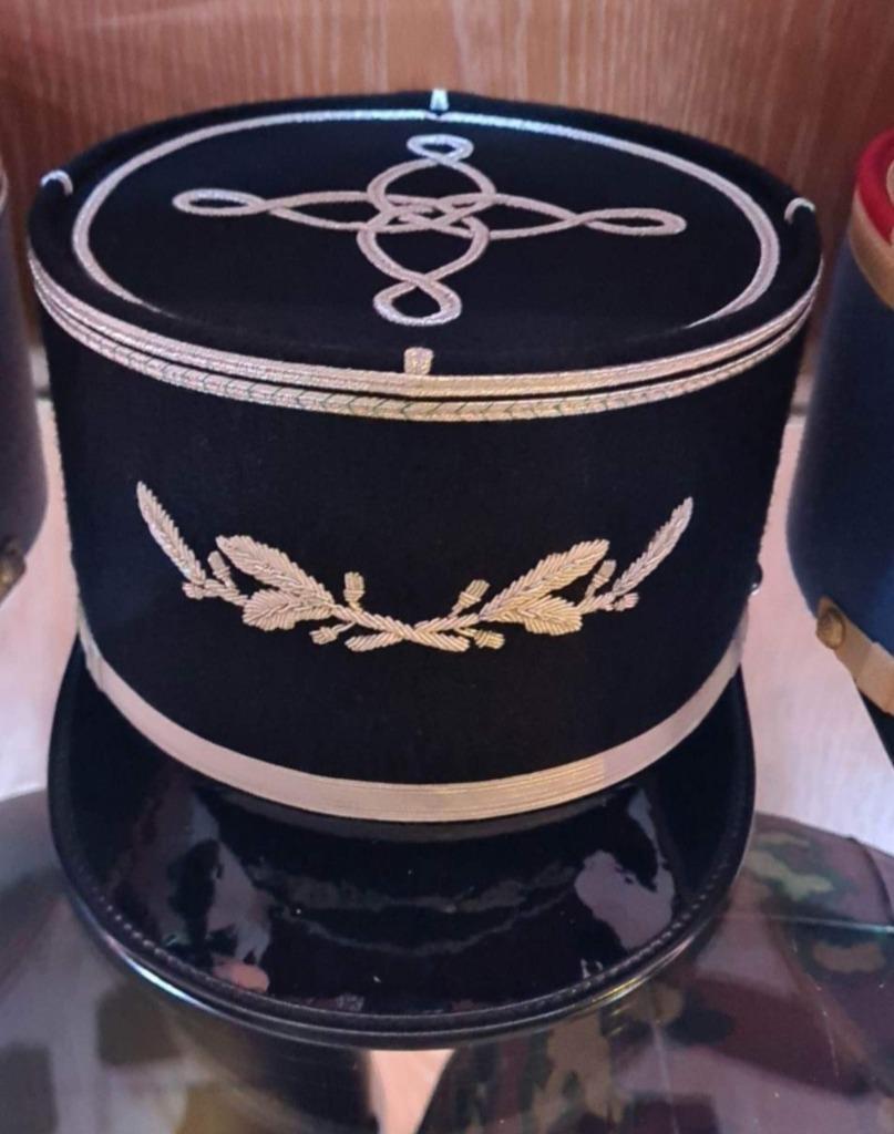 Képi, Collections, Objets militaires | Général, Enlèvement ou Envoi, Gendarmerie, Casque ou Béret