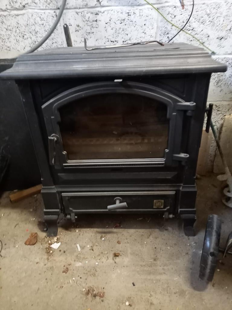 Poele à bois Efel, Enlèvement, Utilisé, Bois, Autoportant