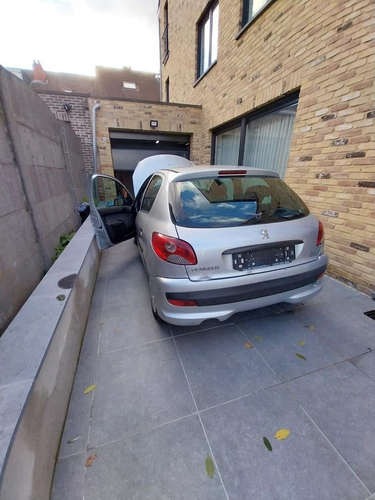peugeot 206+ met schade, Auto's, Handgeschakeld, 5 deurs, 1100 cc, Te koop