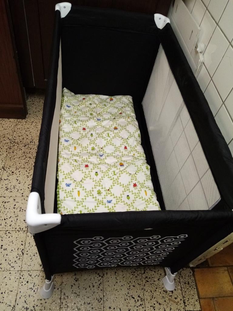 Lit et matelas, Ophalen, Zo goed als nieuw, Ledikant