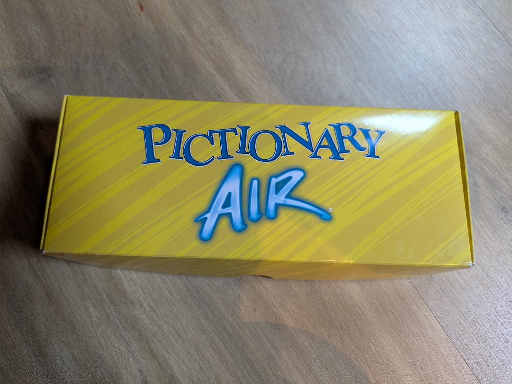 Pictionary Air, Hobby en Vrije tijd, Ophalen, Zo goed als nieuw