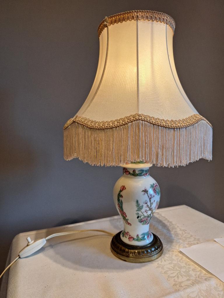 Chinese tafellamp 'famille rose' (18), Ophalen, Gebruikt, Stof, Minder dan 50 cm