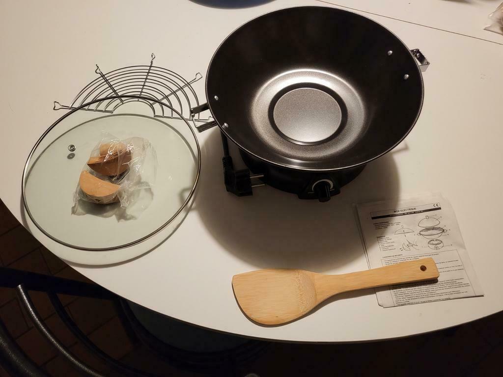 Elektrische wok, Elektronische apparatuur, Ophalen of Verzenden, Zo goed als nieuw