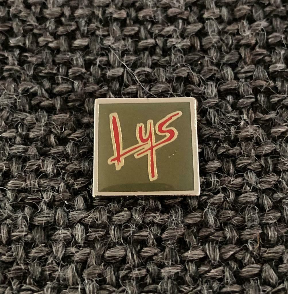 PIN - LYS, Envoi, Utilisé, Autres sujets/thèmes, Insigne ou Pin's