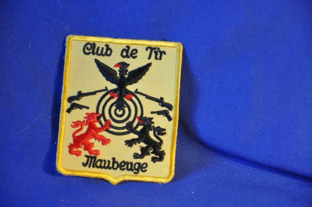 badge club tir maubeuge, Collections, Enlèvement ou Envoi, Comme neuf