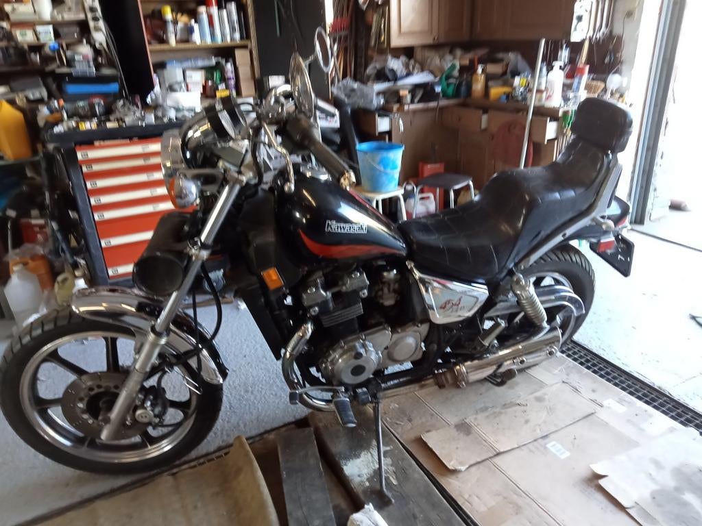 Kawasaki 454 de 1986 , 0477813374, Motos, Motos | Kawasaki, Chopper, 2 cylindres, Particulier, 454 cm³