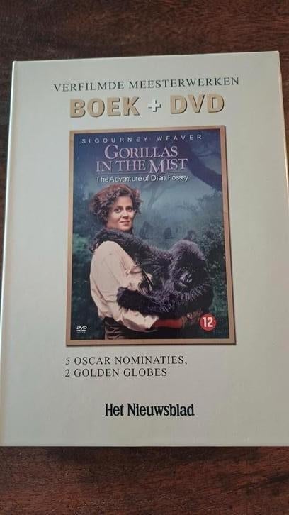 Gorillas in the mist, boek en dvd - Sigourney Weaver, Ophalen of Verzenden, Zo goed als nieuw