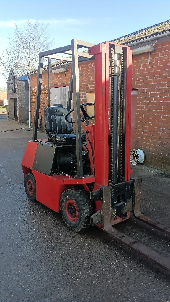 Heftruck diesel. 1200kg. Deutz 2cil. Nette machine. Clark, 1000 tot 2000 kg, Ophalen, Diesel, Heftruck