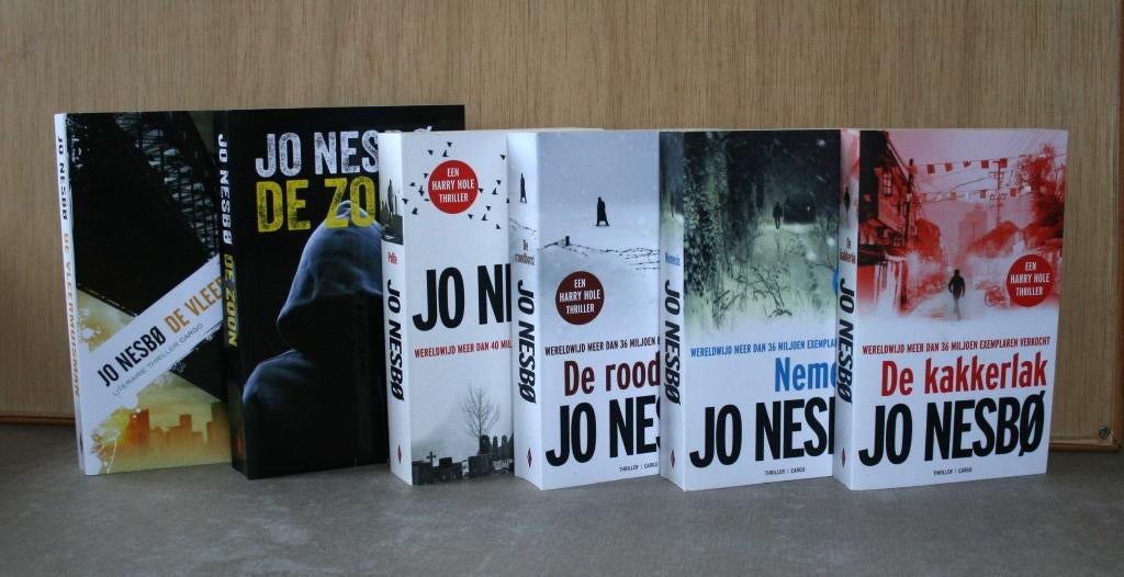 Jo Nesbo - misdaadromans, Ophalen of Verzenden, Zo goed als nieuw, Jo Nesbo