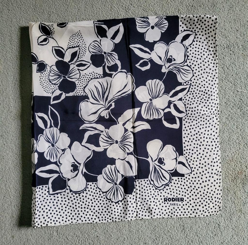 Très beau foulard Rodier., Enlèvement ou Envoi, Comme neuf