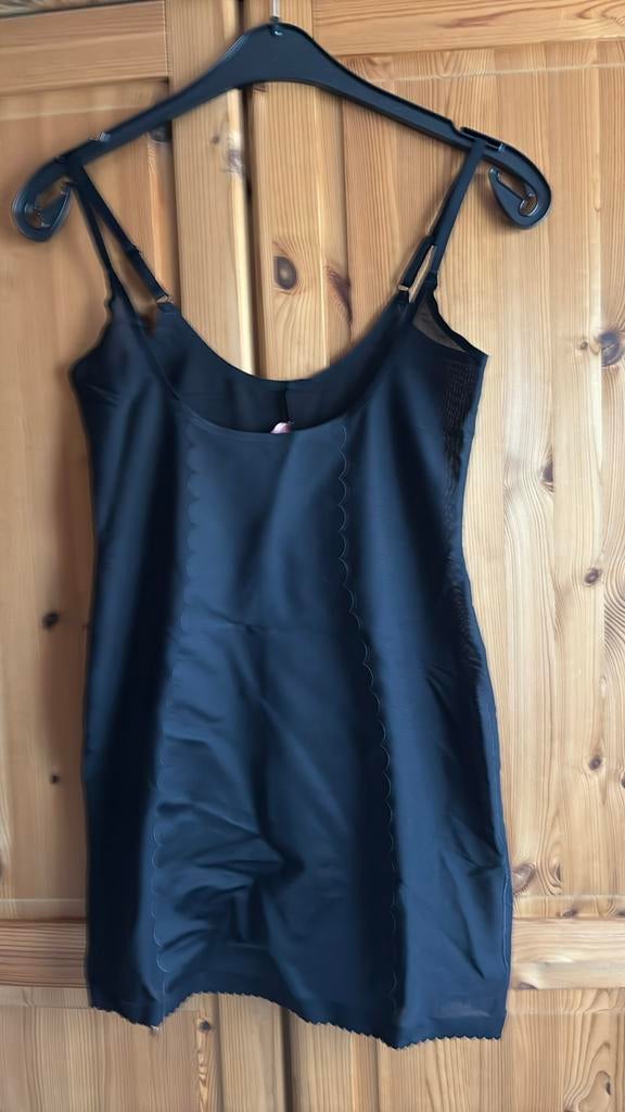 Hunkemoller zwart onderhemdje Large nieuw z prijskaartje, Enlèvement ou Envoi, Noir