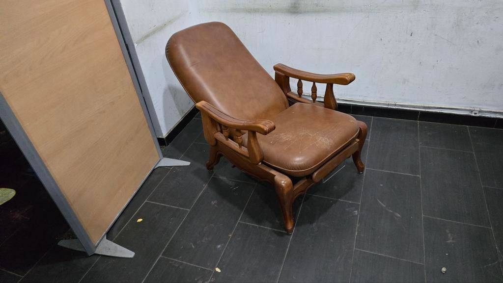 fauteuil relax manuel en cuir couleur marron  en parfait éta, Enlèvement ou Envoi