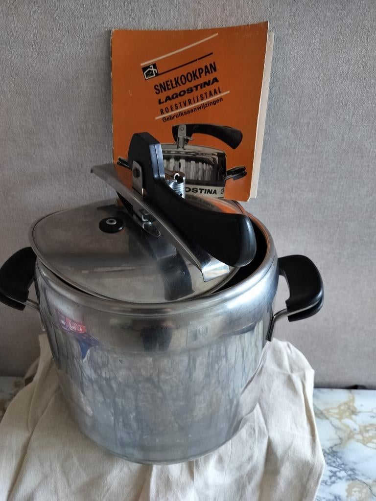 Snelkookpot Lagostina, Huis en Inrichting, Ophalen, Gebruikt