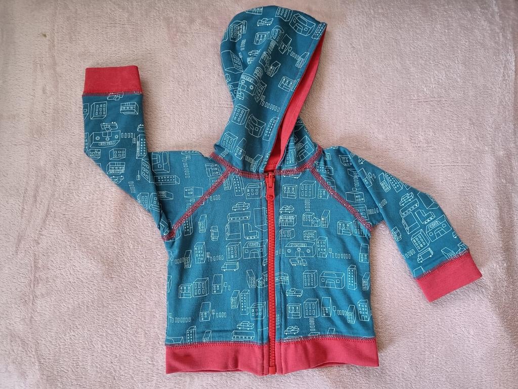 Hoodie met rits Baba Babywear (maat 4-6 maanden), Kinderen en Baby's, Truitje of Vestje, Ophalen of Verzenden, Zo goed als nieuw