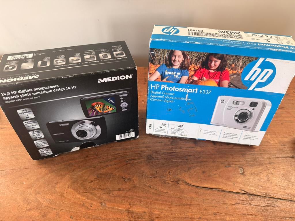 HO en Medion cameras met SD card, Enlèvement ou Envoi, HP