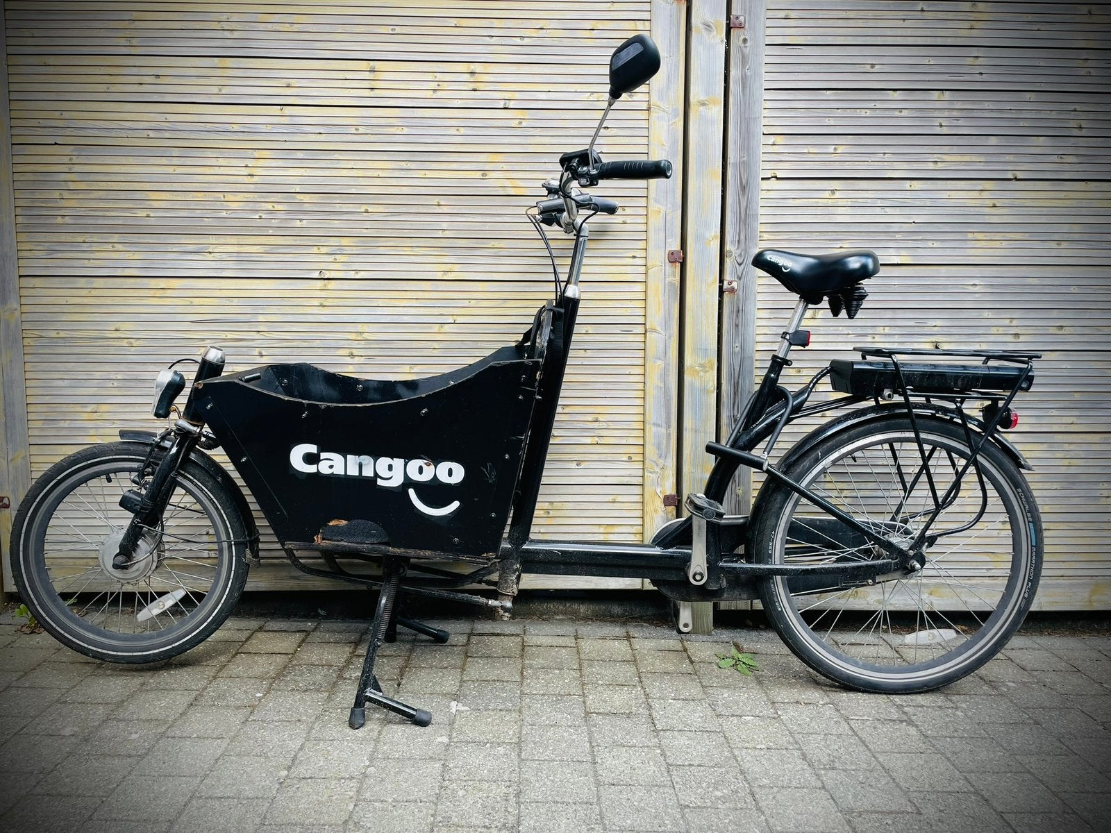 Oerdegelijke Bakfiets Cangoo., Terugtraprem, Gebruikt, Elektrisch, 2 kinderen