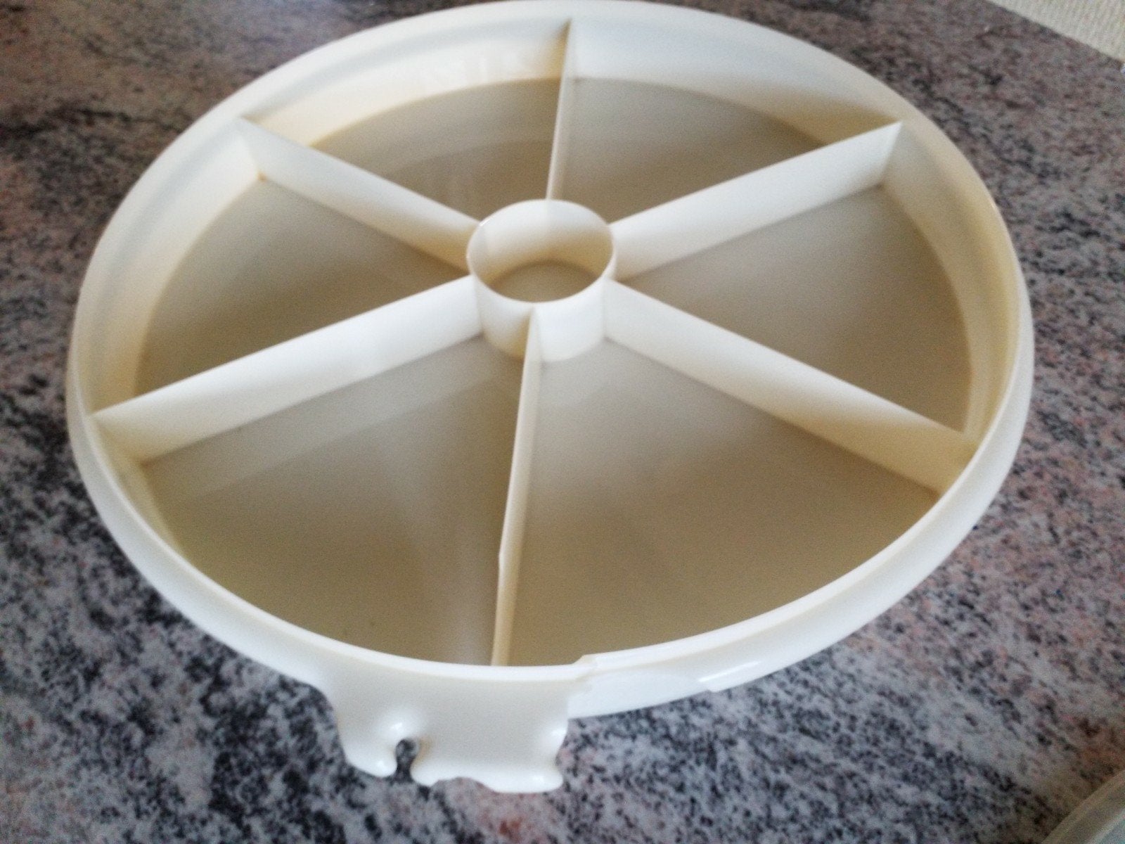 plateau TUPPERWARE, Ophalen, Gebruikt