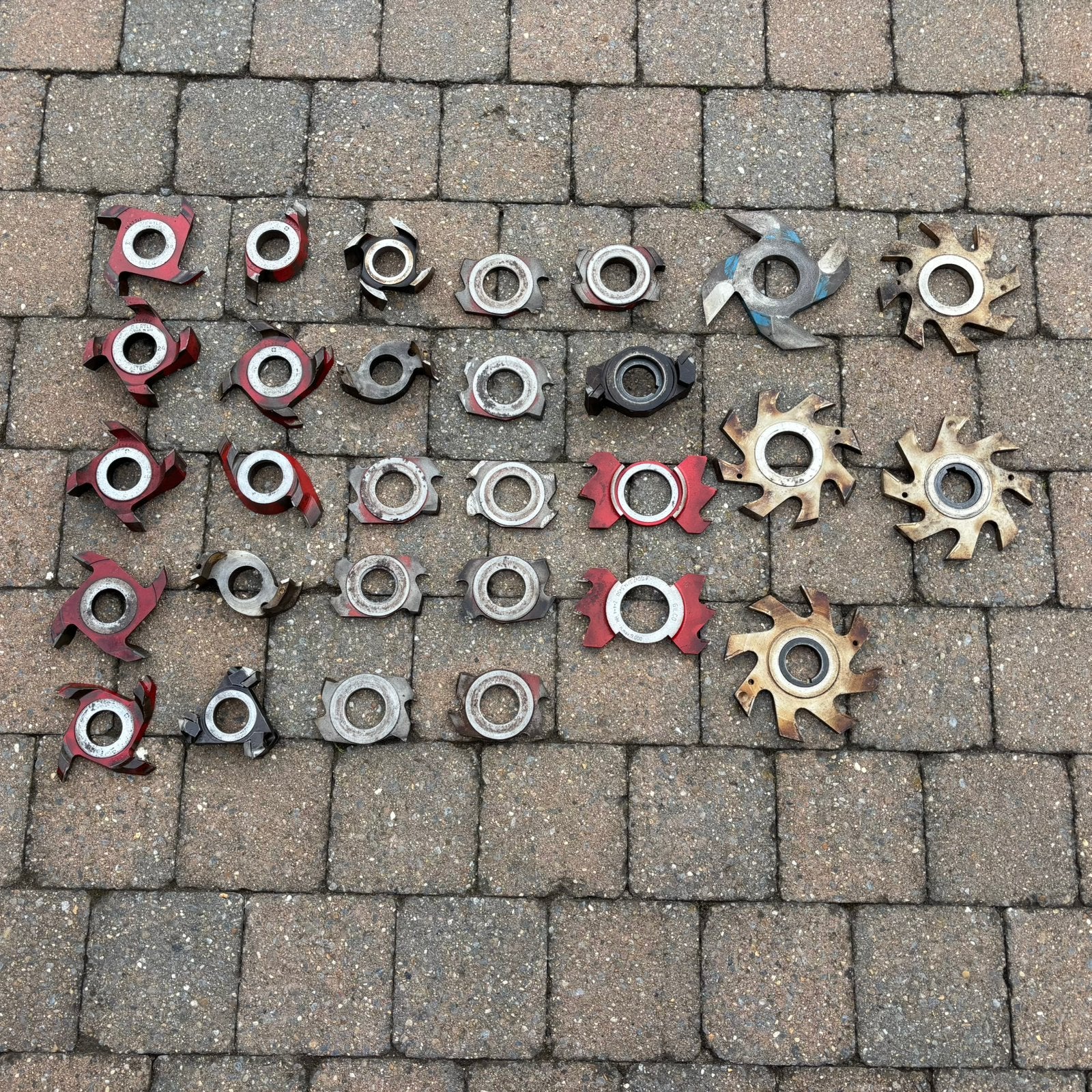 Set Houtfrezen, Ophalen
