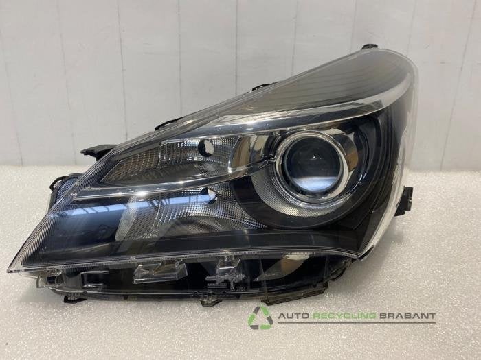 Phare gauche d'un Toyota Yaris, -, 3 mois de garantie, Toyota, Utilisé