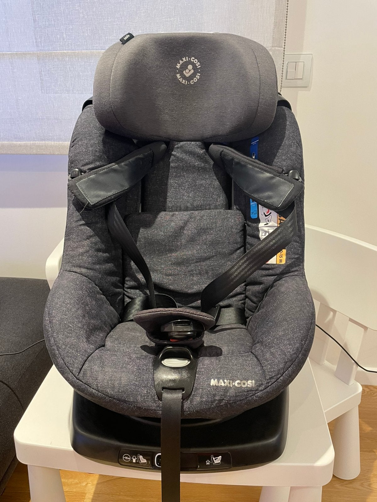 Siège auto Axissfix de Maxi Cosi 360, Enfants & Bébés, Enlèvement, Comme neuf, Isofix
