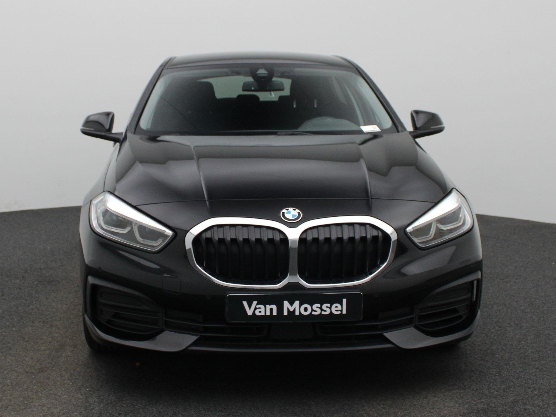 BMW 1 Reeks Hatch 116iA (80 kW) NAVI | PDC | LED, Auto's, BMW, Gebruikt, 5 zetels, 3 cilinders, 133 g/km