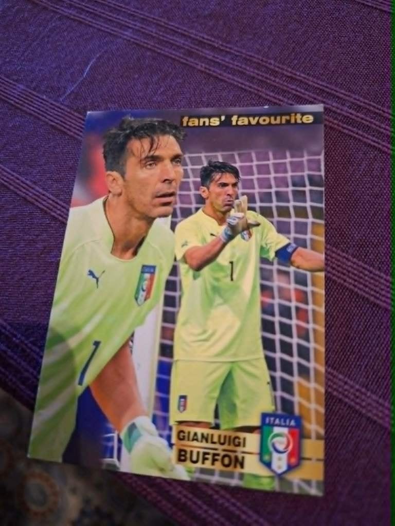 Panini / Voetbalkaart / Gianluigi Buffon / Italië, Verzamelen, Sportartikelen en Voetbal, Ophalen of Verzenden, Zo goed als nieuw