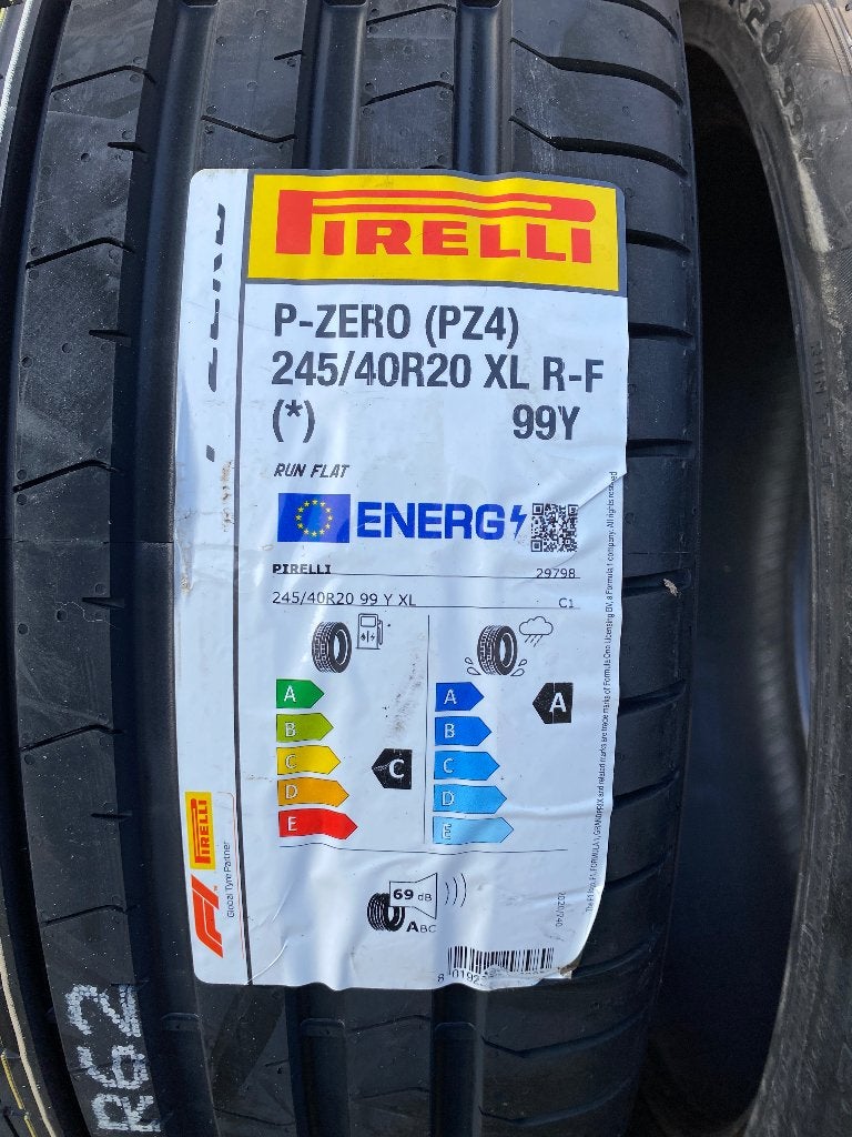 245/40 R20 99Y PIRELLI P-Zero (PZ4) * RUNFLAT, Auto-onderdelen, Ophalen, 245 mm, Nieuw, Band(en)