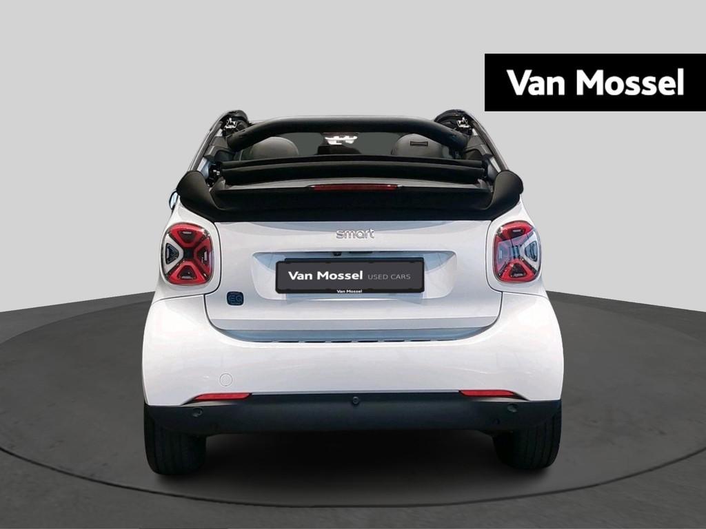 Smart Fortwo cabrio Elektromotor 60kW Comfort+, Autos, Smart, Achat, Entreprise, Entretenue par le concessionnaire, https://public.car-pass.be/vhr/9141ec6d-1223-430a-83fb-231beff13381