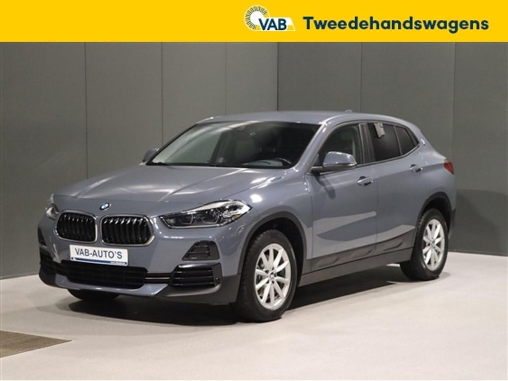 BMW X2   sdrive 18i, Argent ou Gris, Entreprise, 5 places, Automatique