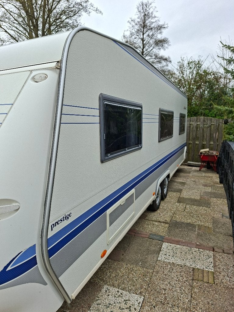hobby prestige 650 umfe, Hobby, Frans bed, Particulier, Uitbouw voortent