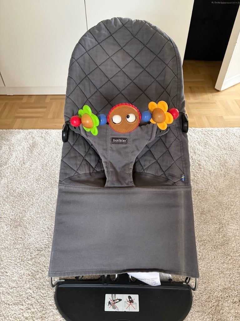 Babybjorn wipstoel + speelboog + 2 extra hoezen, Kinderen en Baby's, Gebruikt, Wipstoel, Met gordel(s) of riempje(s), Ophalen
