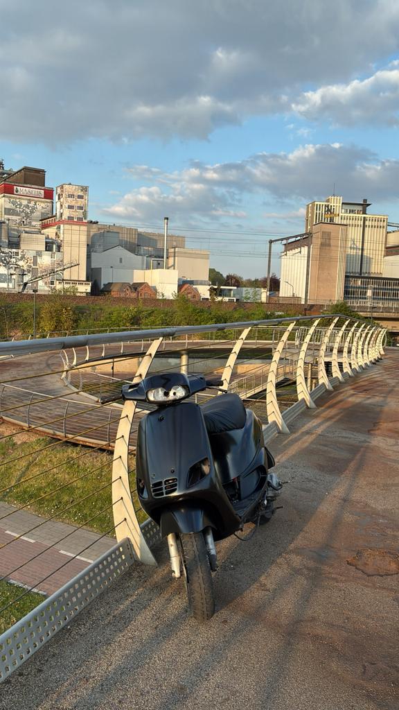 Piaggio Zip Type 3, Fietsen en Brommers, Scooters | Piaggio, Zo goed als nieuw, Zip, Ophalen of Verzenden