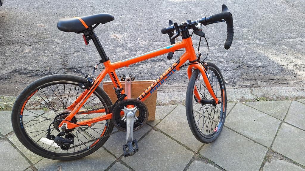 Vélo de route enfant 20 pouces Roubaix élite, Fietsen en Brommers, Gebruikt, Aluminium, 16 tot 20 inch, V-brakes
