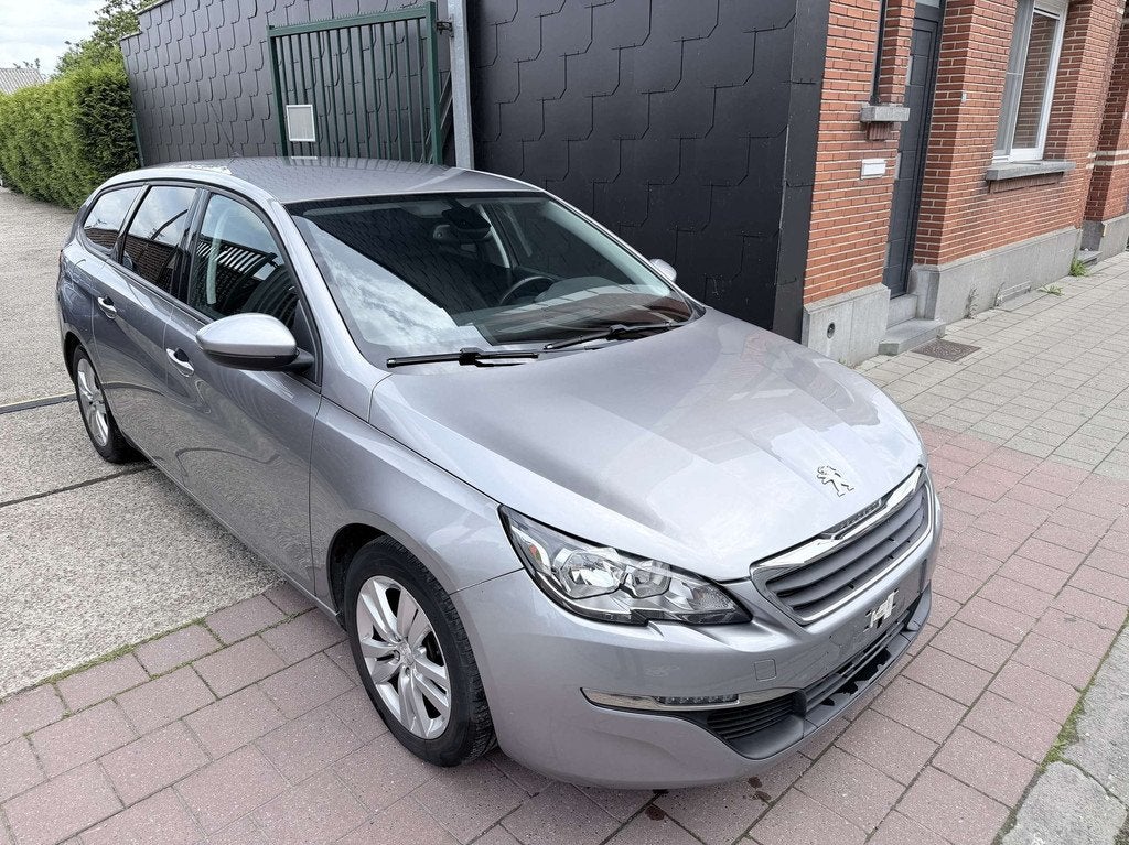 Peugeot 308 SW 1.2i Edition Style | Navi | Cruise | Airco, Stof, Gebruikt, Bedrijf, 3 cilinders