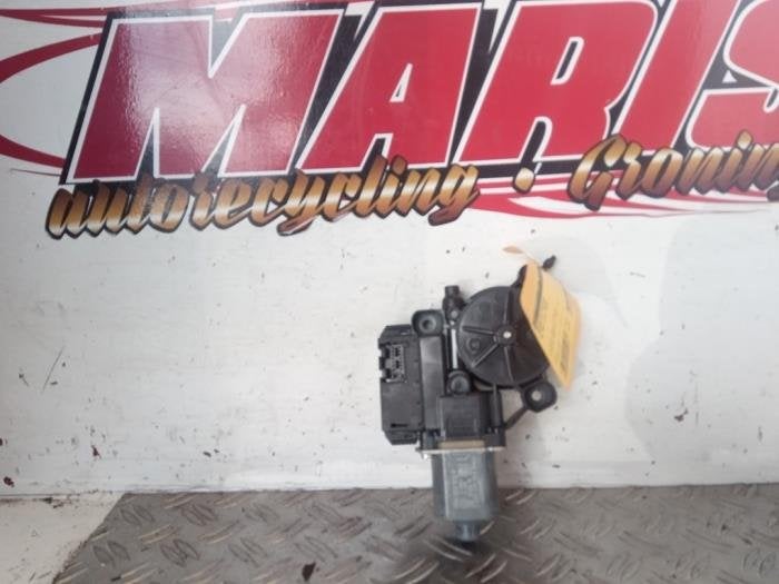 Moteur de vitre portière d'un Volkswagen Polo, Autos : Pièces & Accessoires, -, Volkswagen, -, 3 mois de garantie