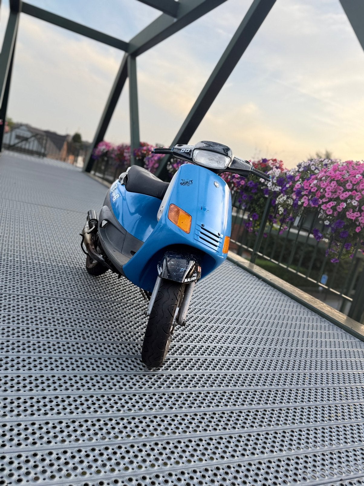 Piaggio zip (type 1) b klassen, Vélos & Vélomoteurs, Scooters | Piaggio, Comme neuf, Zip, Classe B (45 km/h), Deux-temps, Enlèvement