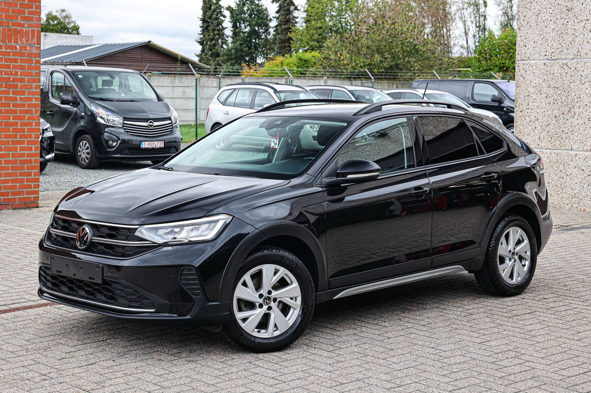 Volkswagen Taigo LIFE-UITVOERING*ACHTERUITRIJCAMERA*NAVIGATI, Stof, Gebruikt, 1261 kg, Zwart